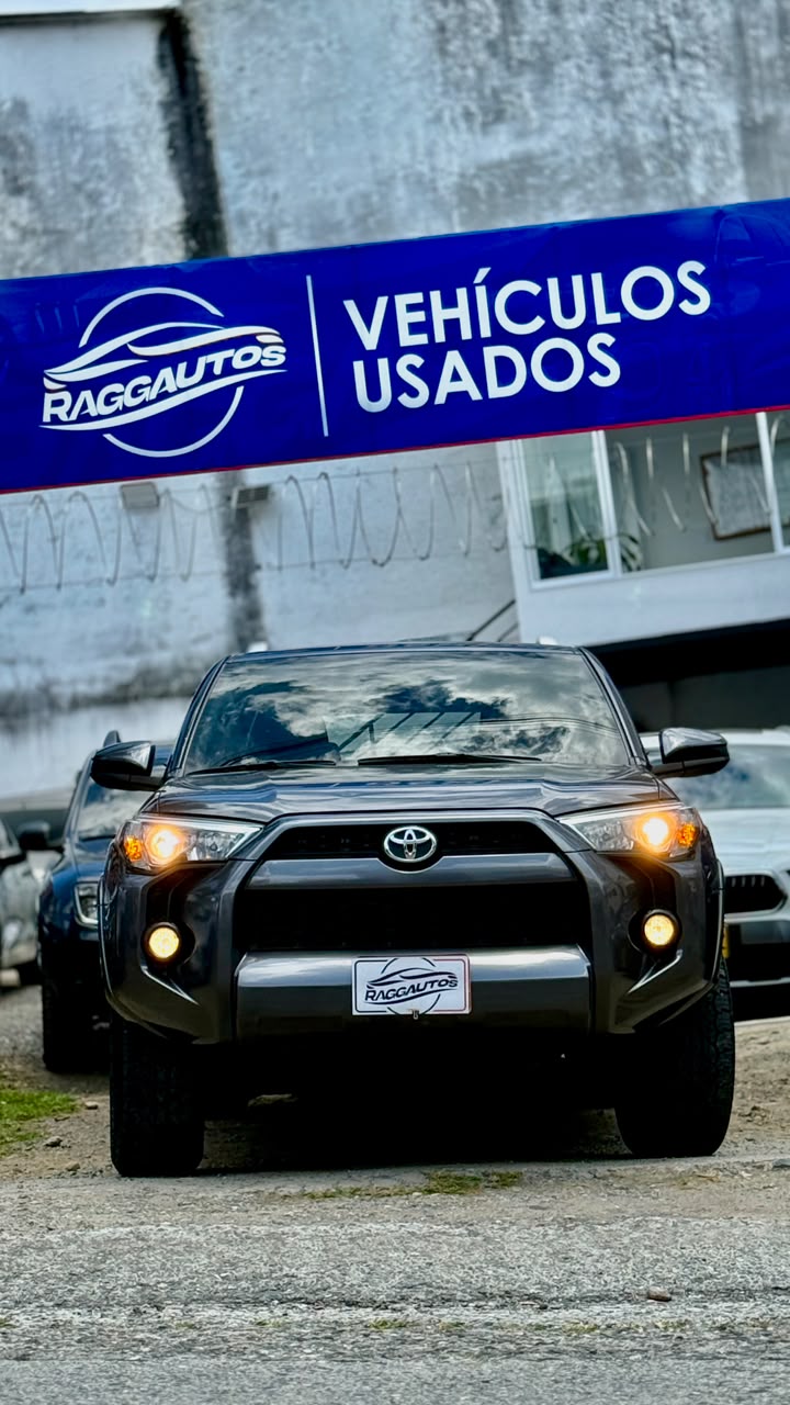 TOYOTA 4RUNNER SR5 4.0 GASOLINA 4X4 AUTOMÁTICA MODELO 2016