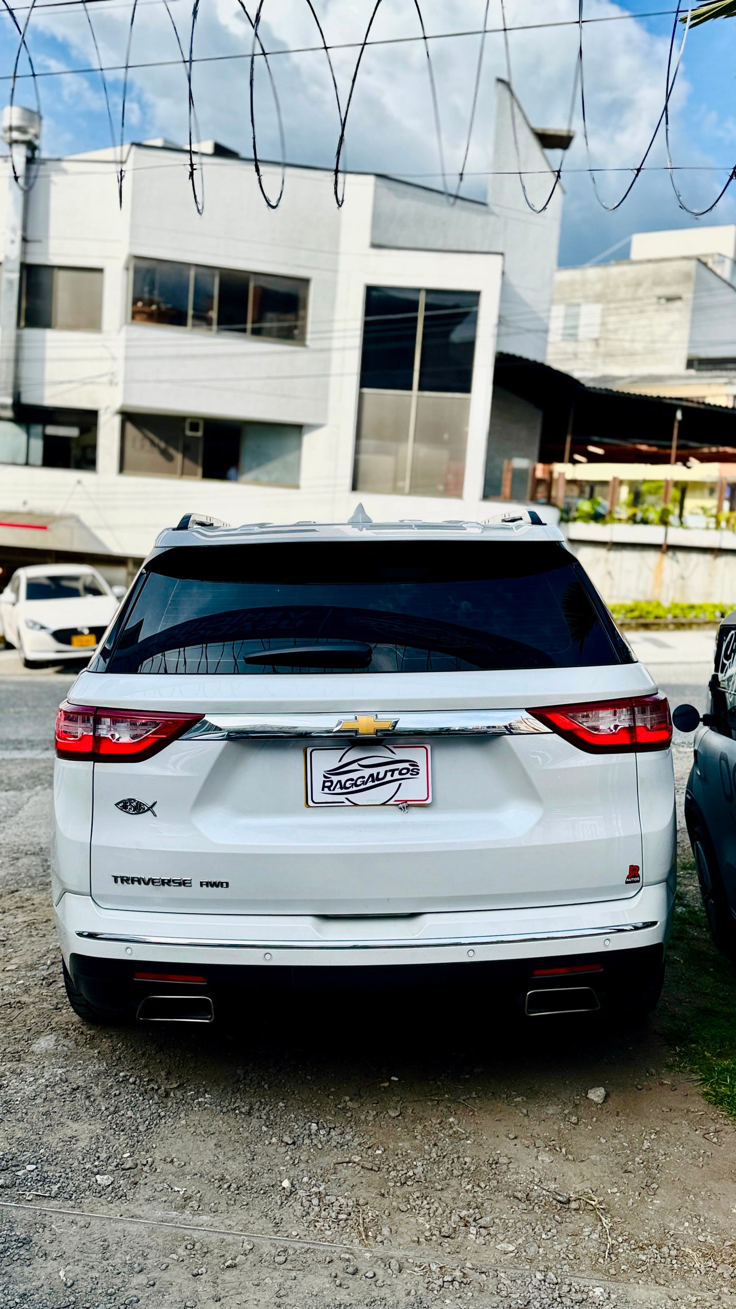 CHEVROLET TRAVERSE GIGH COUNTRY 3.6 ASPIRADO AUTOMÁTICA 4X4 MODELO 2018