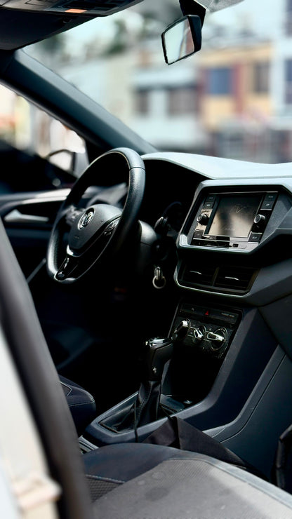 VOLKSWAGEN T-CROSS TRENDLINE 1.0 TURBO MODELO 2021