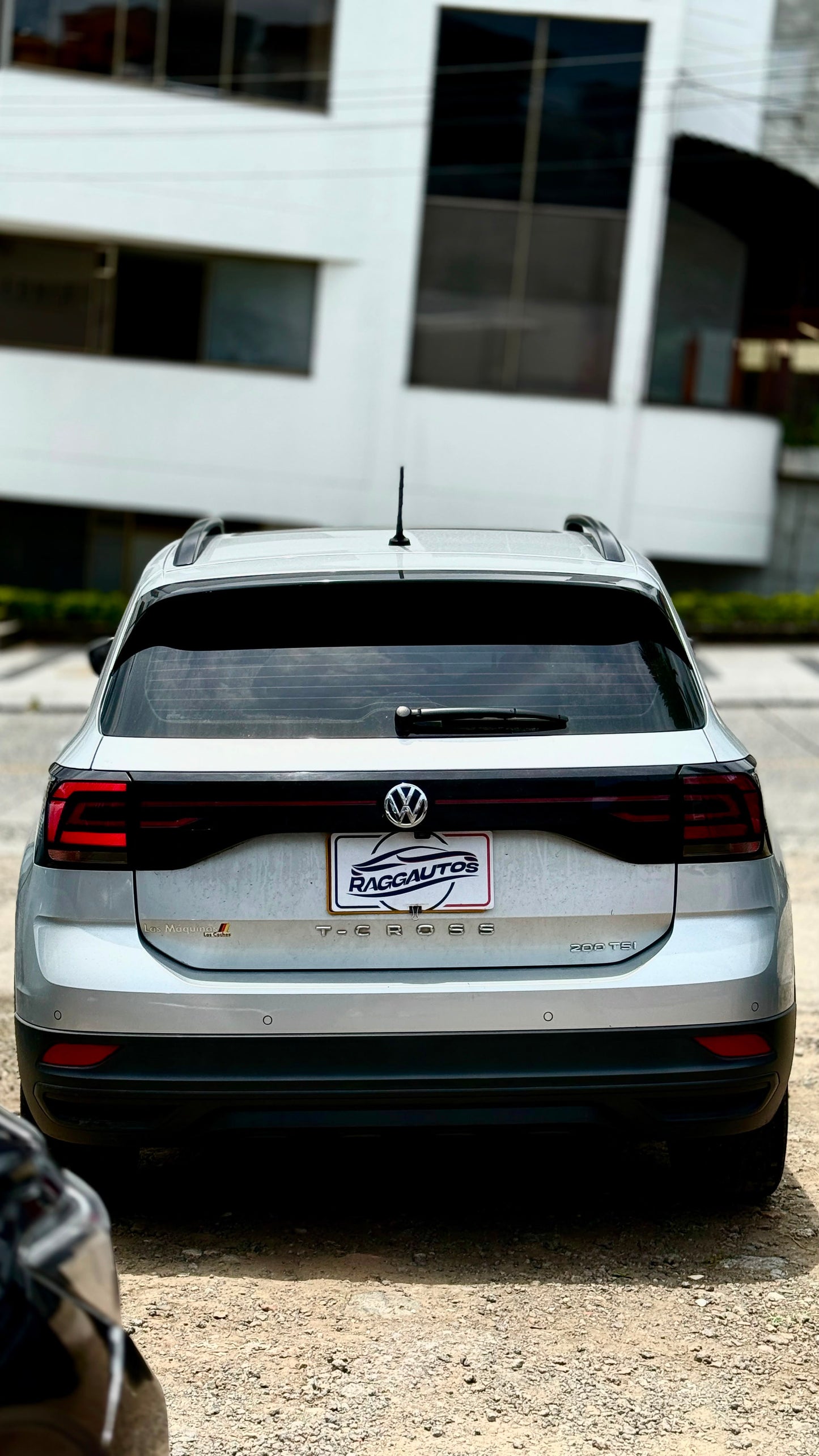 VOLKSWAGEN T-CROSS TRENDLINE 1.0 TURBO MODELO 2021