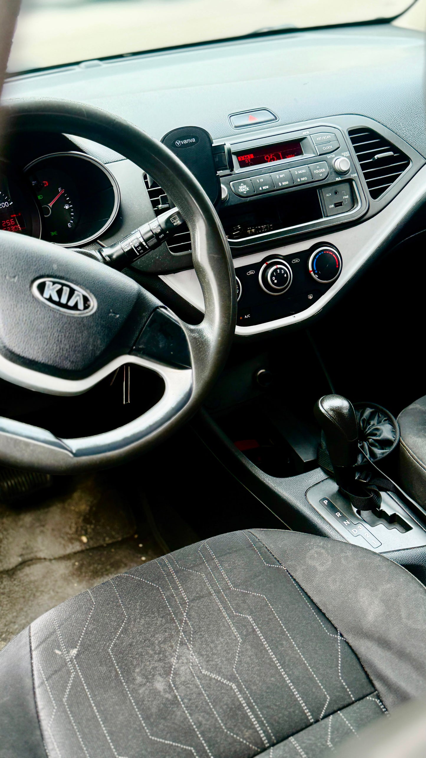KIA PICANTO ION 1.250 AUTOMÁTICO MODELO 2013