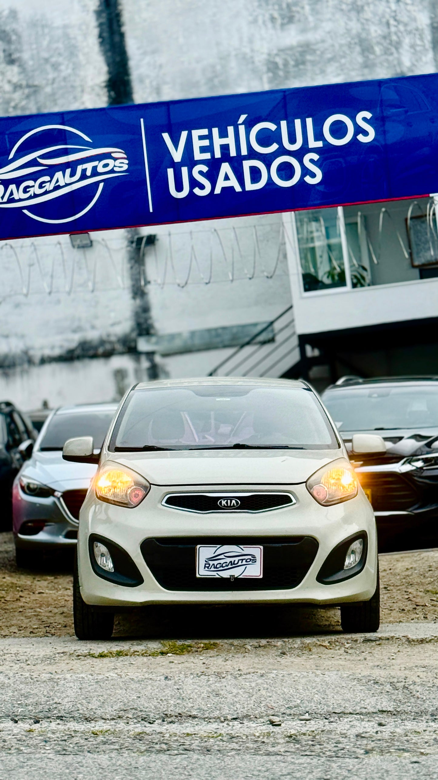 KIA PICANTO ION 1.250 AUTOMÁTICO MODELO 2013
