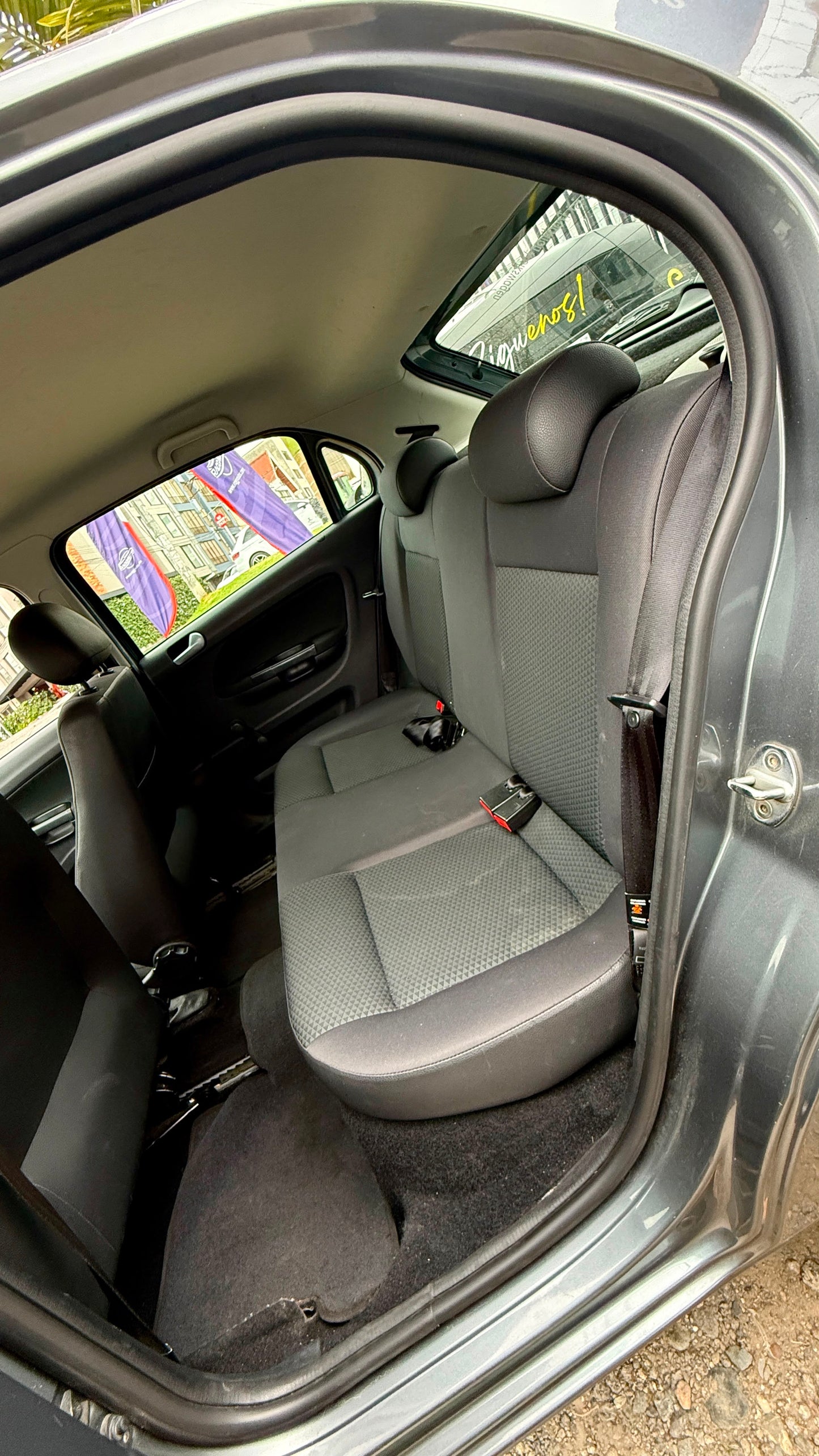 VOLKSWAGEN GOL TRENDLINE HATCHBACK 1.6 MECÁNICO MODELO 2017 ÚNICO DUEÑO
