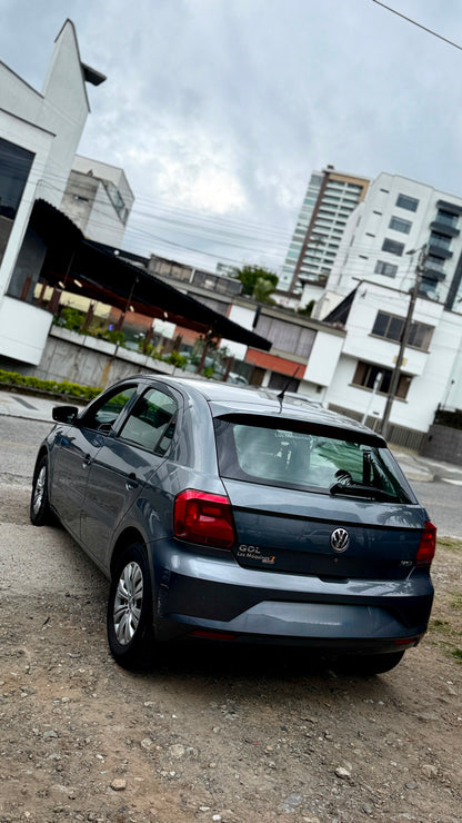 VOLKSWAGEN GOL TRENDLINE HATCHBACK 1.6 MECÁNICO MODELO 2017 ÚNICO DUEÑO