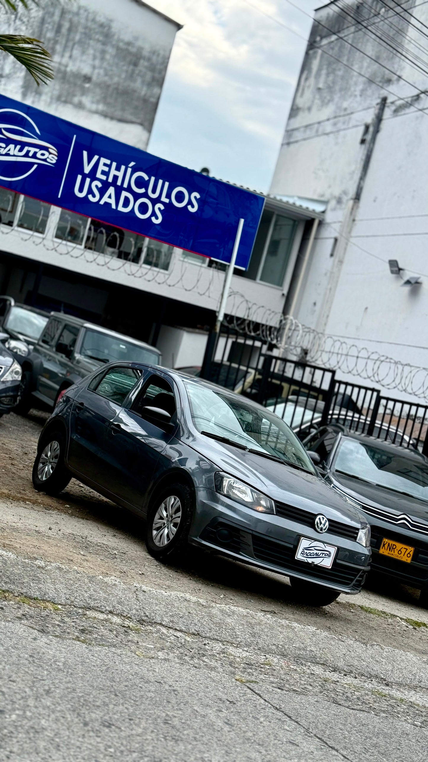 VOLKSWAGEN GOL TRENDLINE HATCHBACK 1.6 MECÁNICO MODELO 2017 ÚNICO DUEÑO