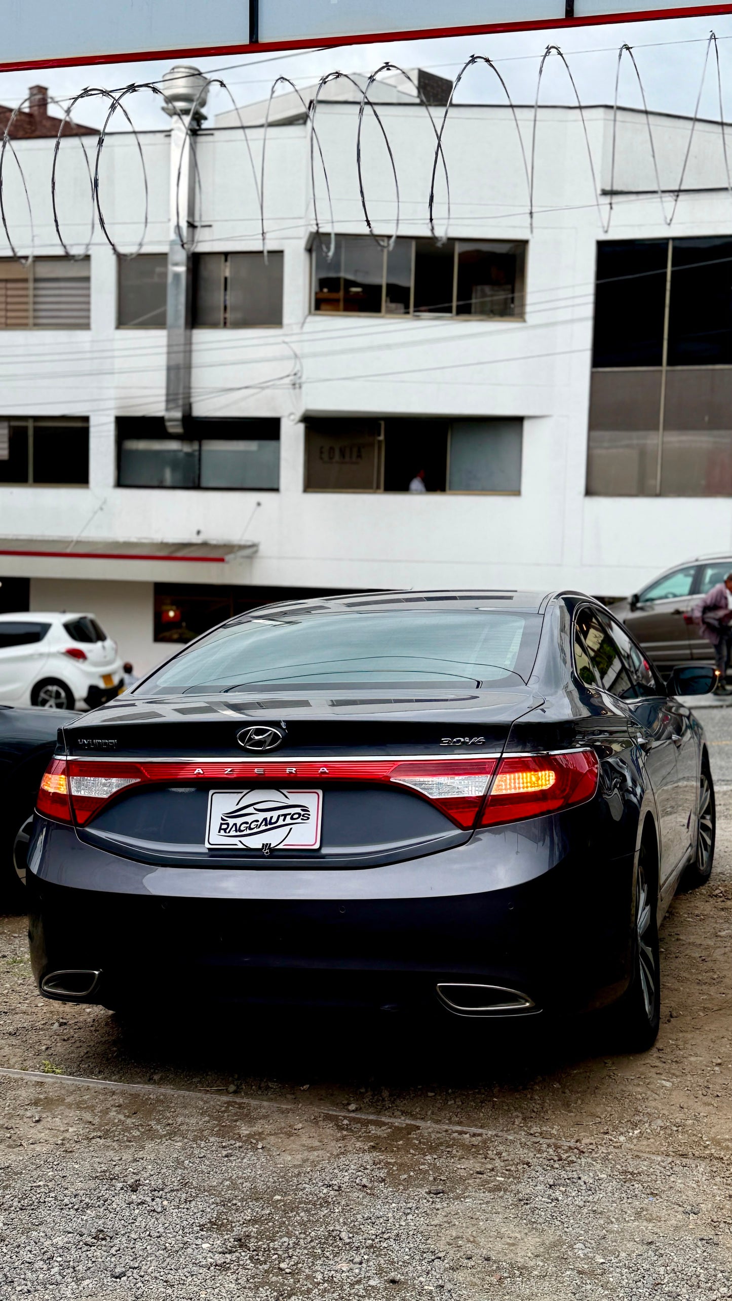 HYUNDAI AZERA GLS 3.0 AUTOMÁTICO MODELO 2013