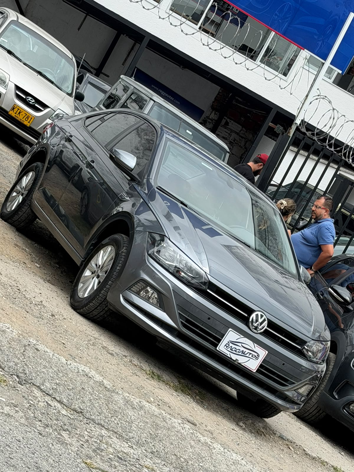 VOLKSWAGEN VIRTUS 1.6 COMFORTLINE 2020 MECÁNICO