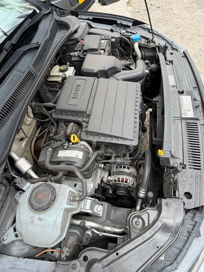 VOLKSWAGEN VIRTUS 1.6 COMFORTLINE 2020 MECÁNICO