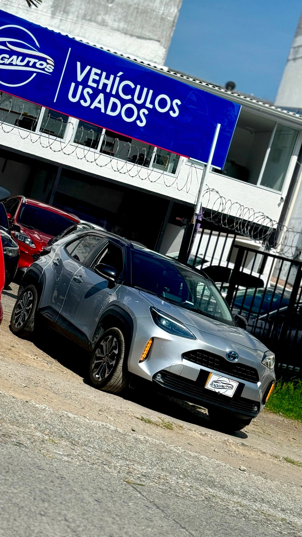TOYOTA YARIS CROSS HIBRIDA 2023 AUTOMATICA FULL EQUIPO 4X2