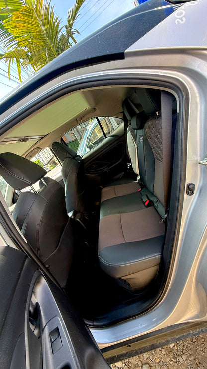 TOYOTA YARIS CROSS HIBRIDA 2023 AUTOMATICA FULL EQUIPO 4X2