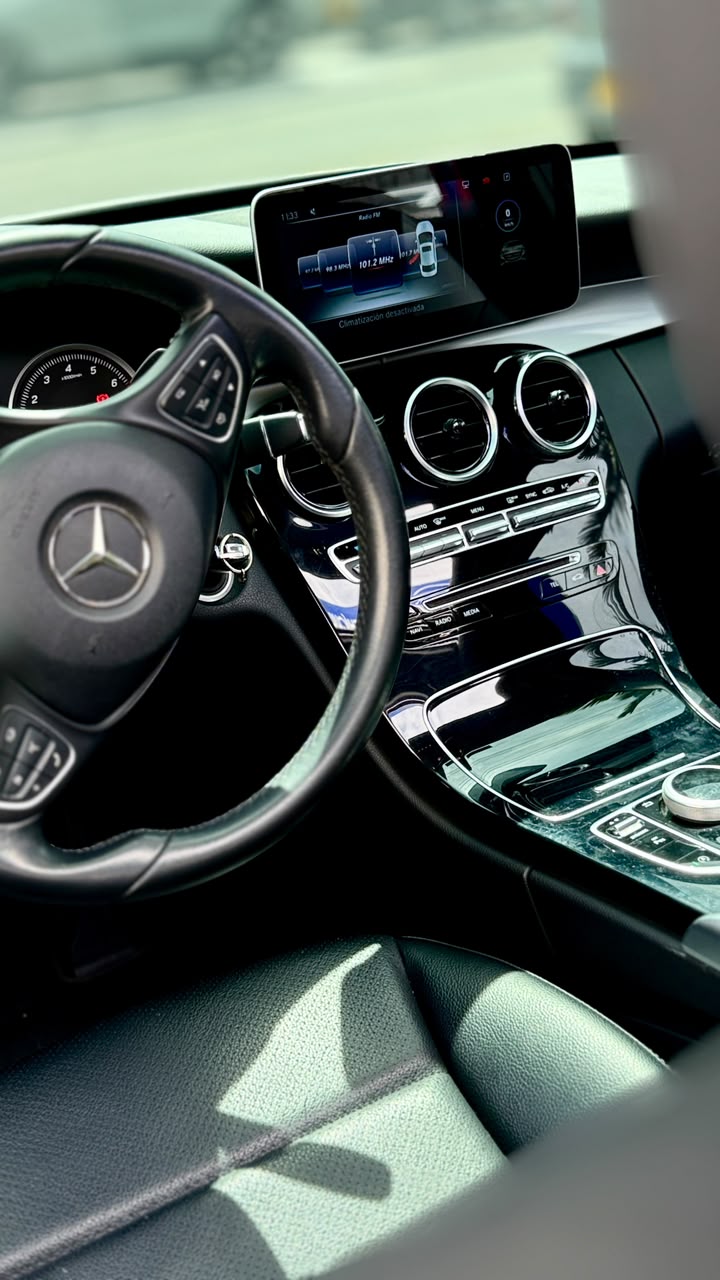 MERCEDES BENZ C180 SEDÁN 2018 1.6 TURBO AUTOMÁTICO