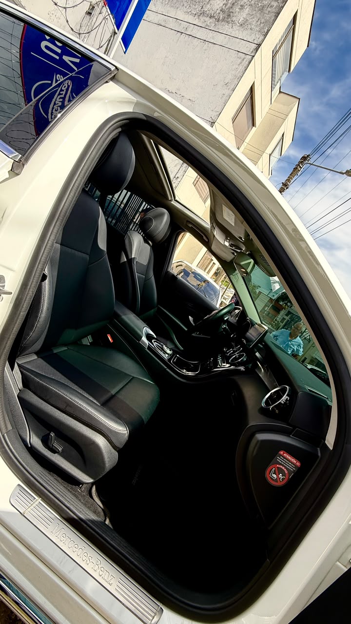 MERCEDES BENZ C180 SEDÁN 2018 1.6 TURBO AUTOMÁTICO