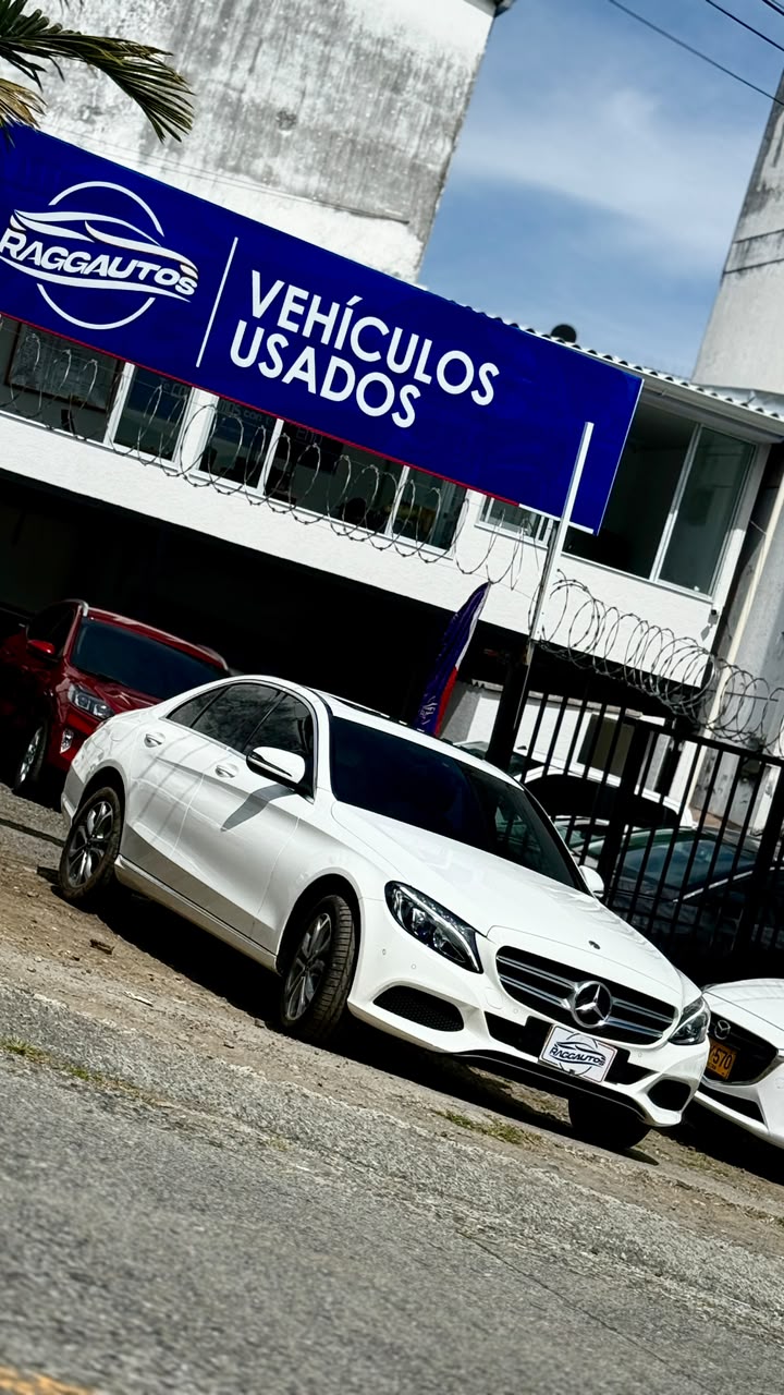 MERCEDES BENZ C180 SEDÁN 2018 1.6 TURBO AUTOMÁTICO