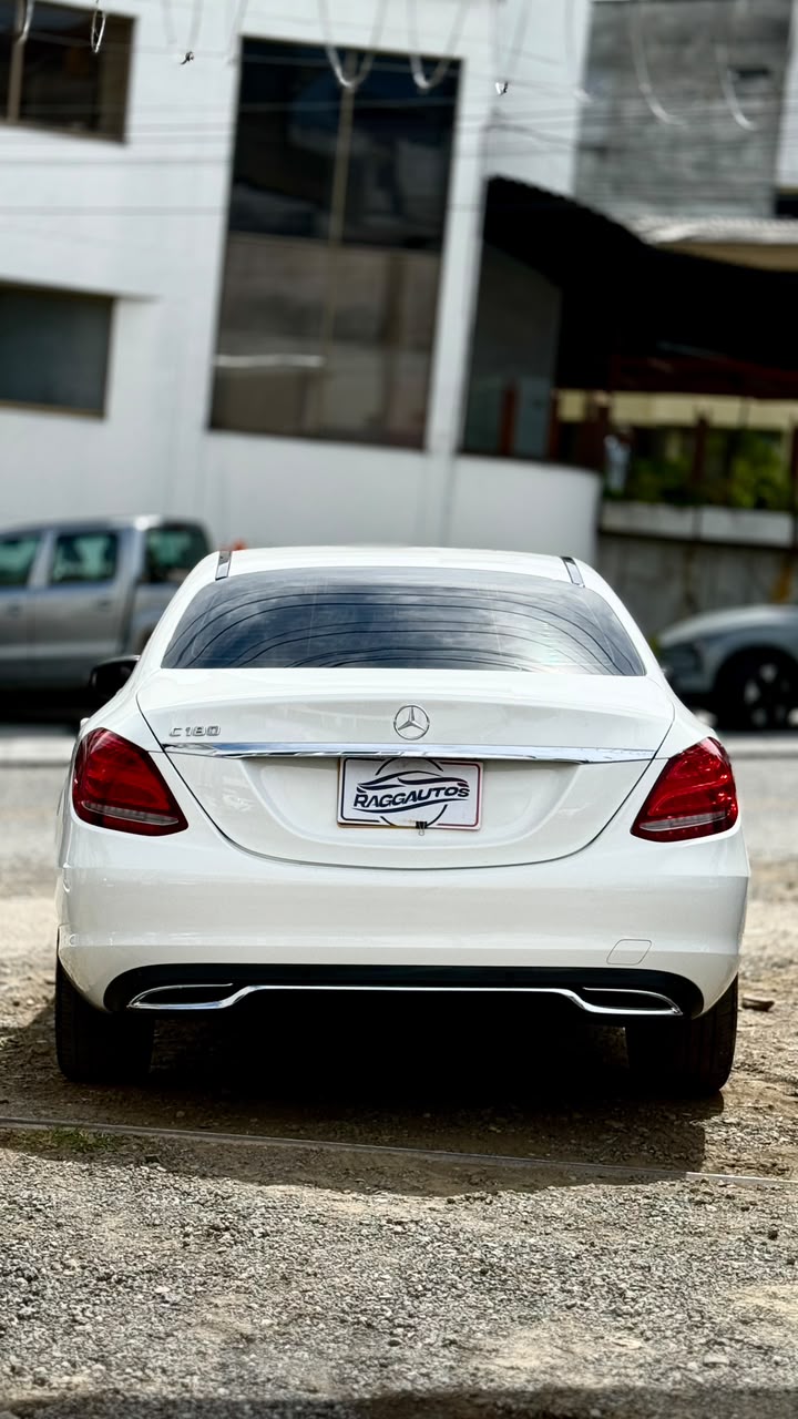 MERCEDES BENZ C180 SEDÁN 2018 1.6 TURBO AUTOMÁTICO