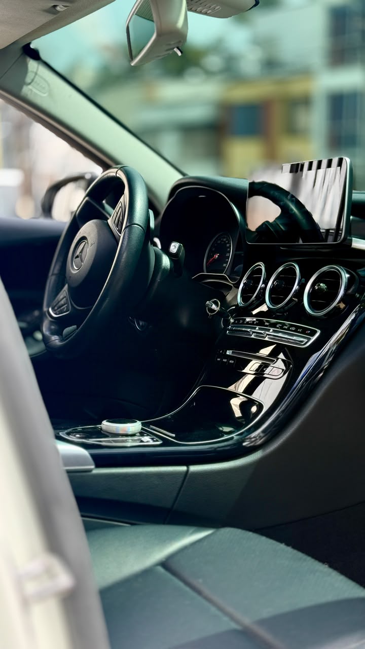 MERCEDES BENZ C180 SEDÁN 2018 1.6 TURBO AUTOMÁTICO