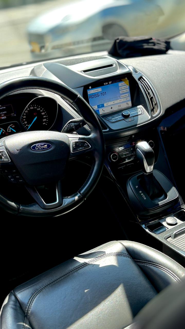 FORD ESCAPE TITANIUM 4X4 2017 4.2 AUTOMÁTICA
