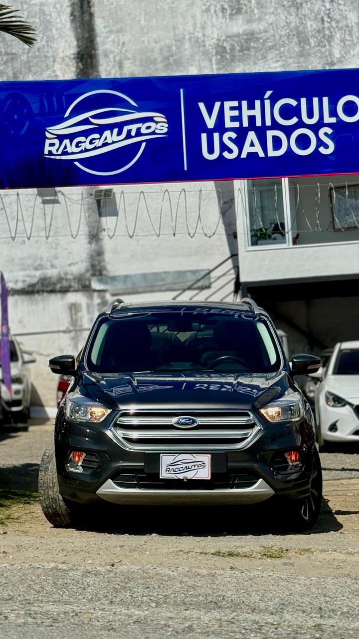 FORD ESCAPE TITANIUM 4X4 2017 4.2 AUTOMÁTICA