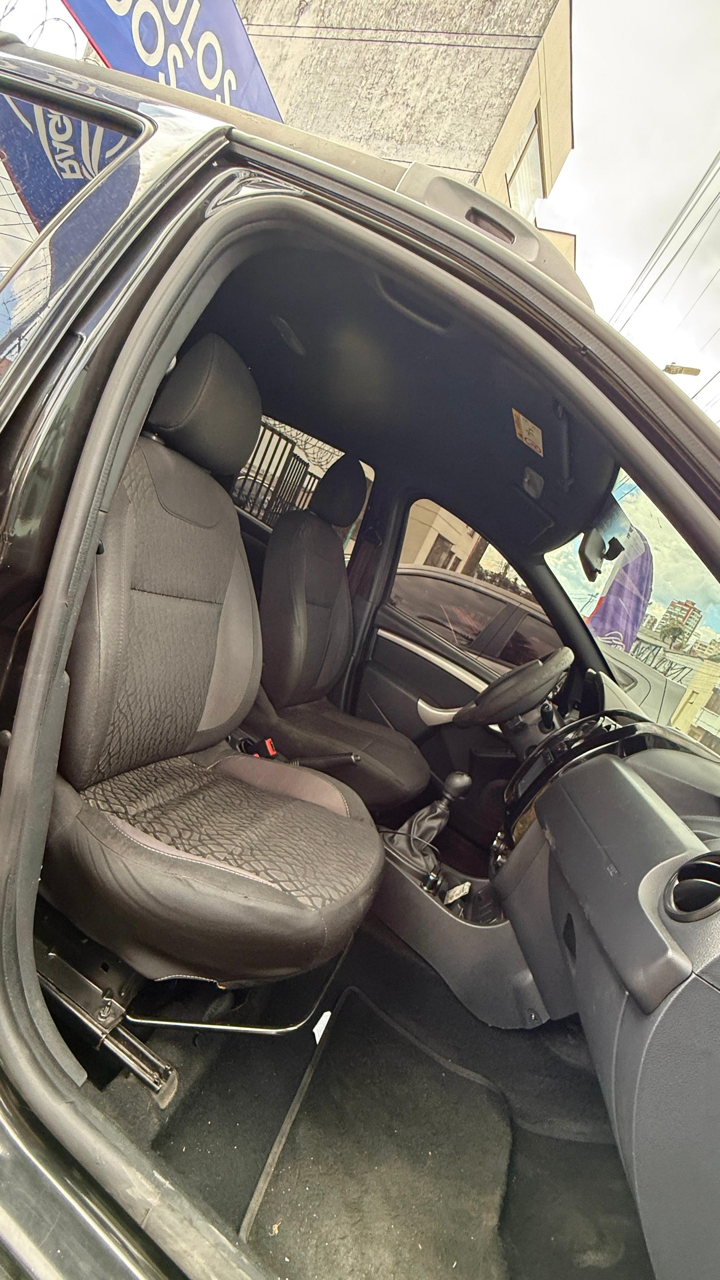 RENAULT DUSTER OROCH 2018 2.0 MECÁNICA 4X2