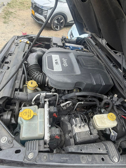 JEEP WRANGLER UNLIMITED 2015 3.6 V6 GASOLINA