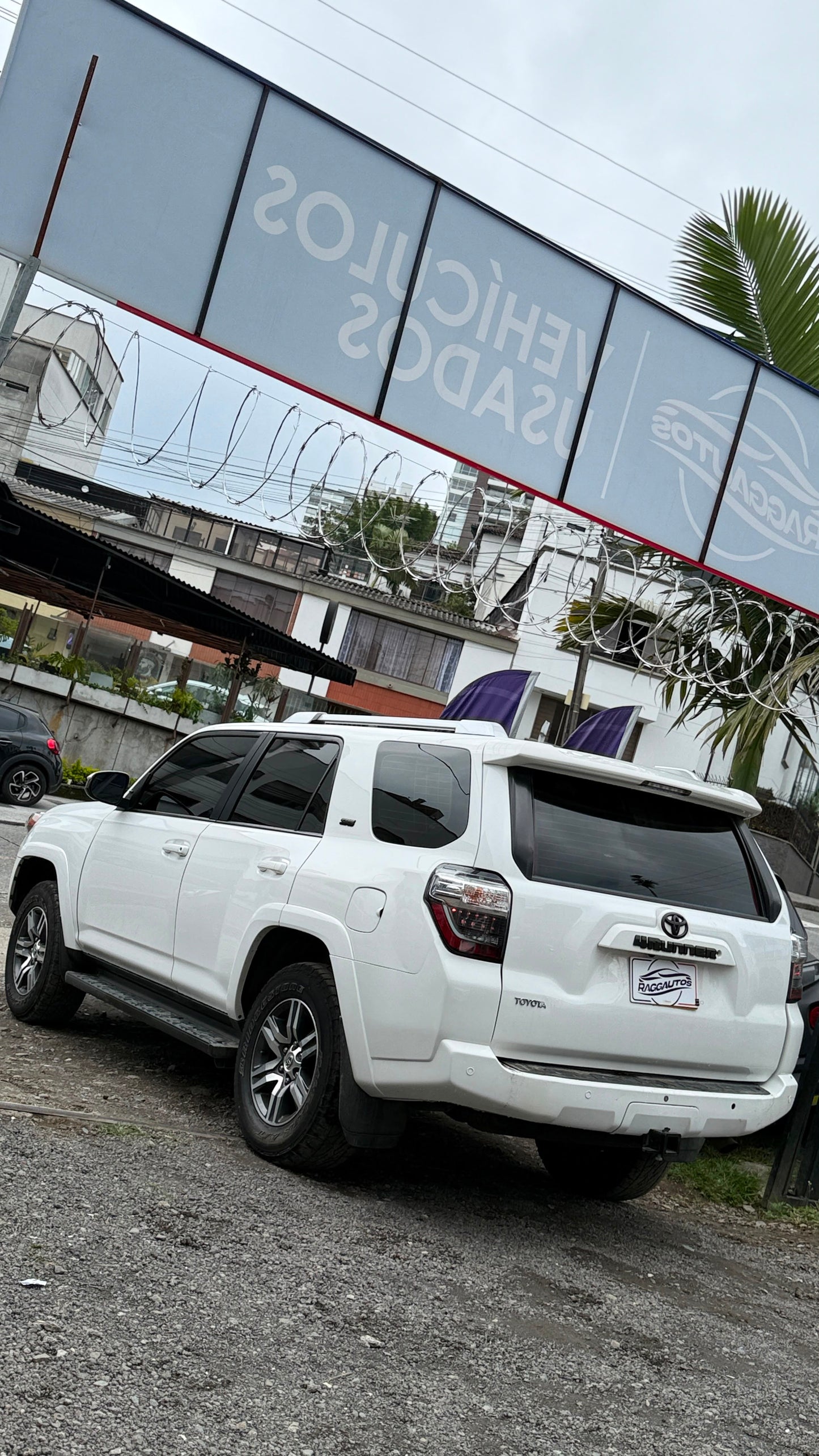 TOYOTA 4RUNNER SR5 2017 4.0 GASOLINA