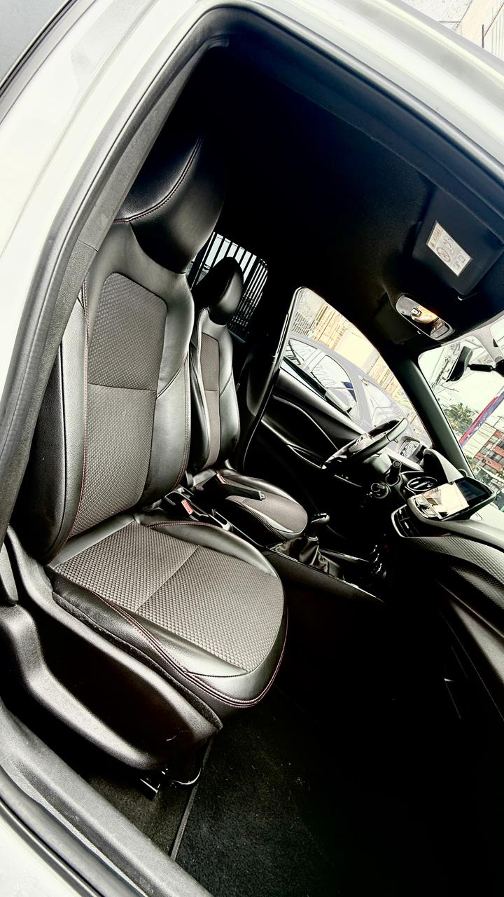 CHEVROLET ONIX RS 2023 1.0 TURBO MECÁNICO