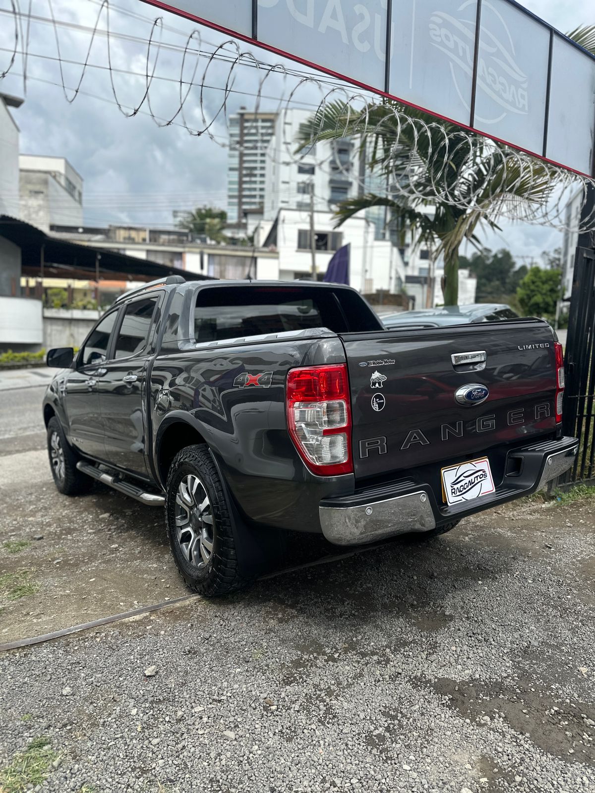 FORD RANGER LIMITED 2023 3.2 DIÉSEL  4X4 AUTOMÁTICA