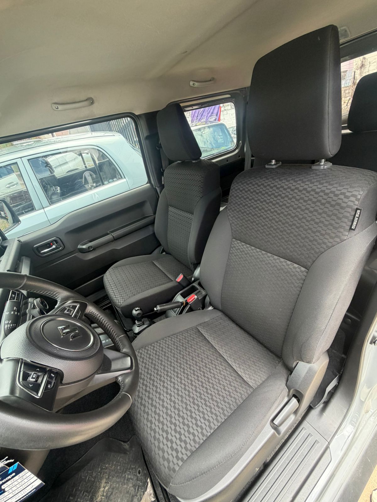 SUZUKY JIMNY AT 2025 1.5 4X4