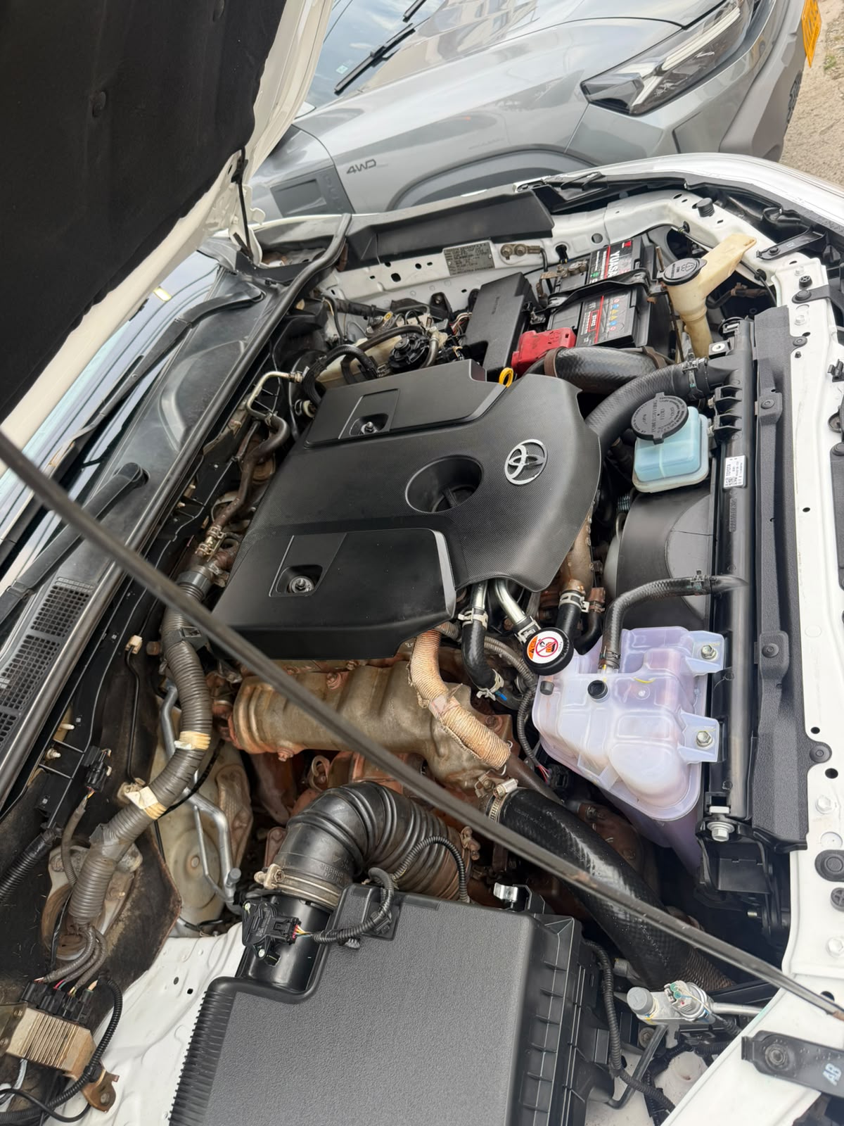 TOYOTA HILUX 2019 2.4 LITROS DIESEL 4X4