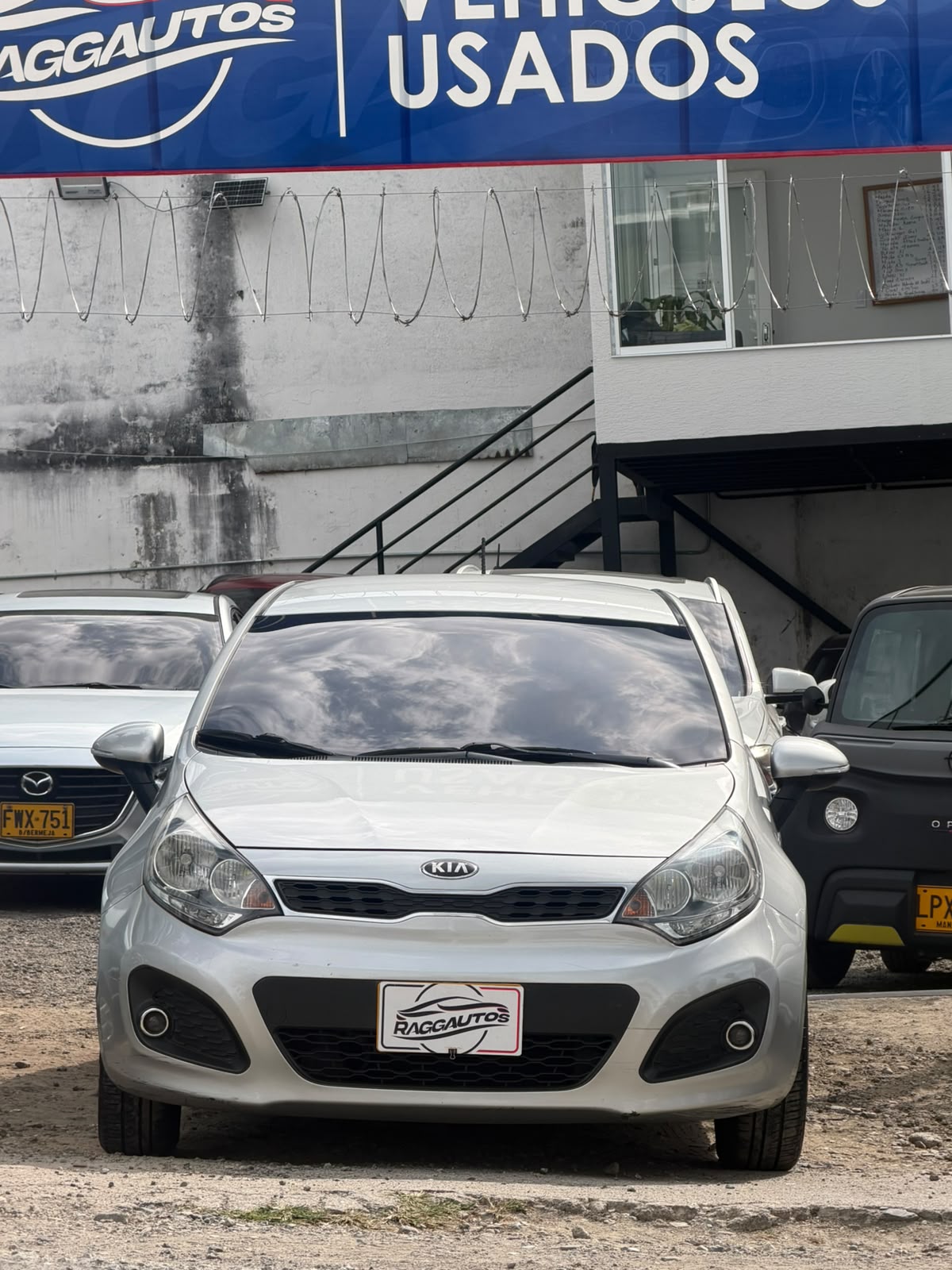 KIA RIO SPICE UB EX 2014 1.3 LITROS
