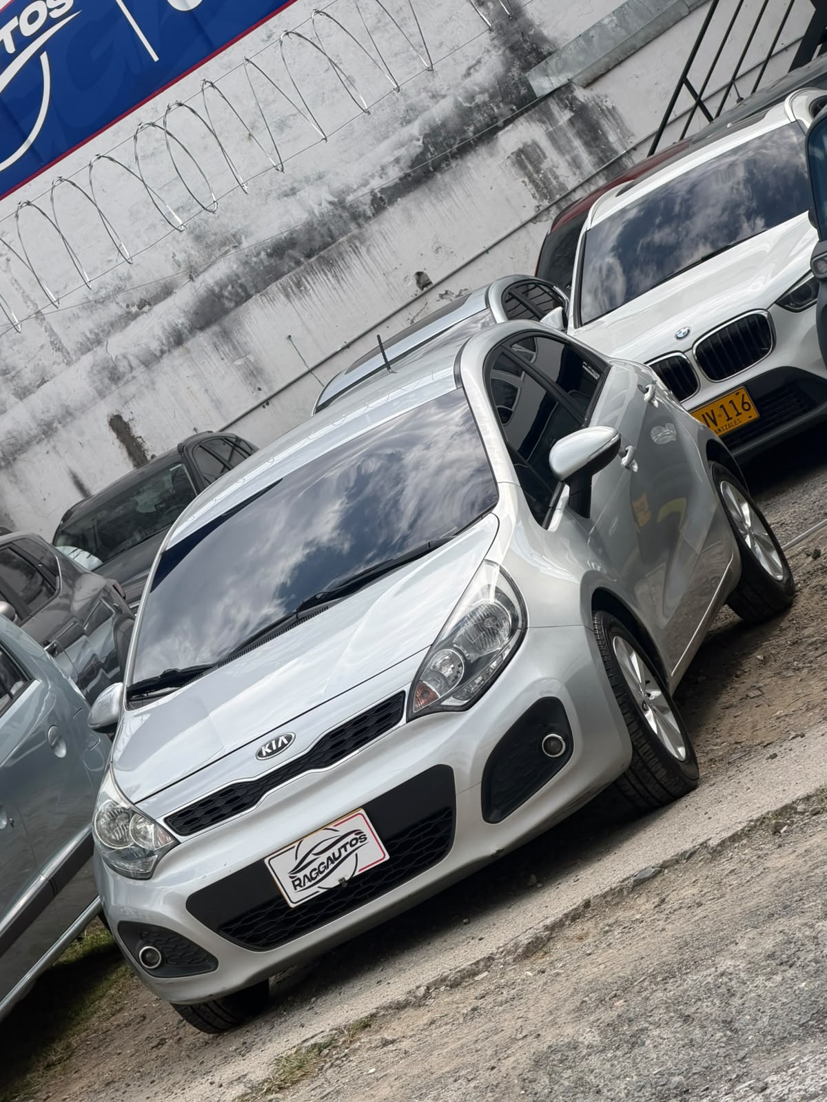KIA RIO SPICE UB EX 2014 1.3 LITROS