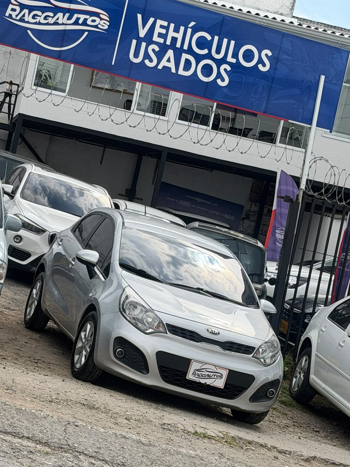 KIA RIO SPICE UB EX 2014 1.3 LITROS
