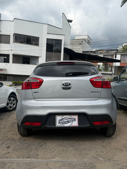 KIA RIO SPICE UB EX 2014 1.3 LITROS