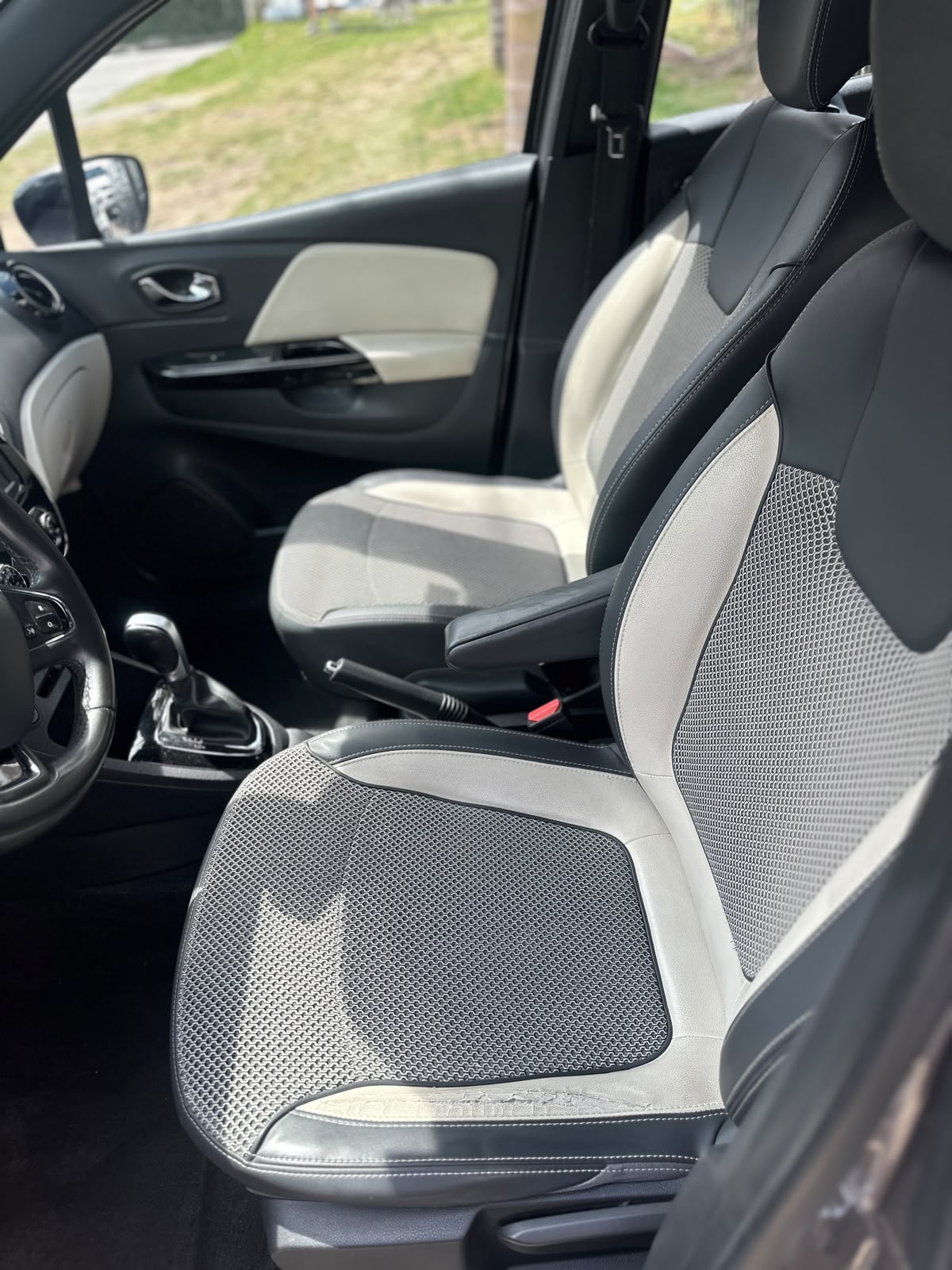 RENAULT CAPTUR INTENSE 2020 2.0