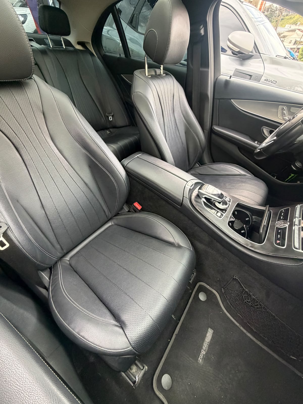 MERCEDES BENZ E200 2019 2.0 TURBO AUTOMÁTICO