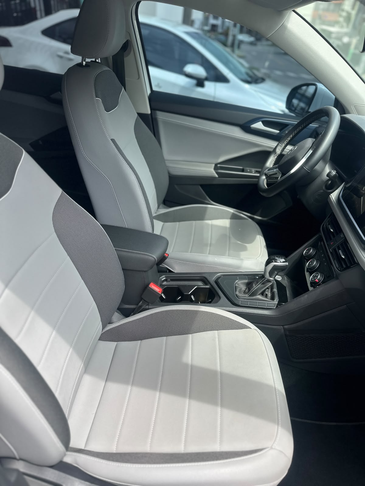 VOLKSWAGEN TAOS COMFORTLINE 2024 1.4 TURBO AUTOMÁTICA