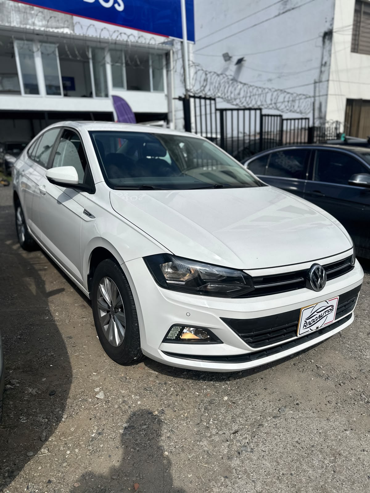 VOLKSWAGEN VIRTUS COMFORTLINE 2020 1.6 AUTOMÁTICO