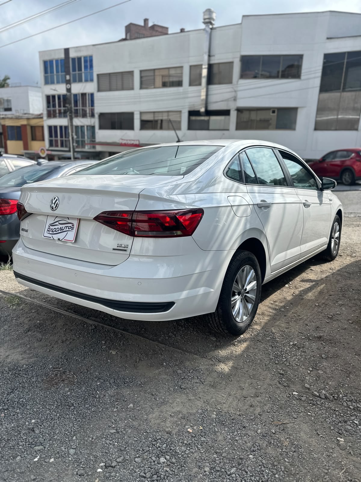 VOLKSWAGEN VIRTUS COMFORTLINE 2020 1.6 AUTOMÁTICO
