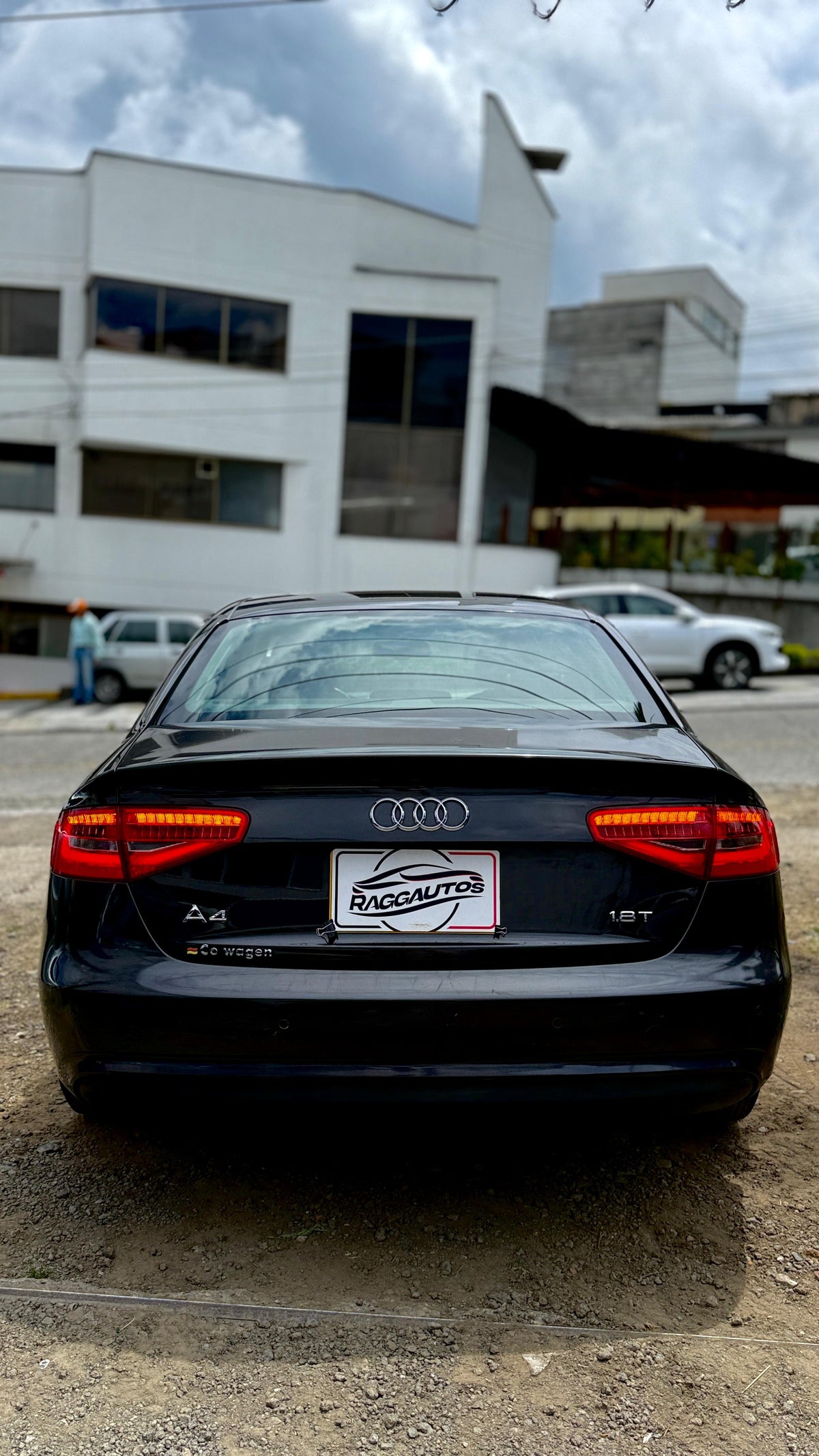 AUDI A4 AMBITION 2.0 TURBO 2013 AUTOMÁTICO