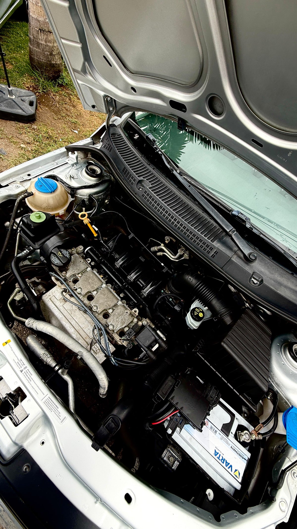 VOLKSWAGEN GOL TRENDLINE 1.6 HATCHBACK 2016 MECÁNICO