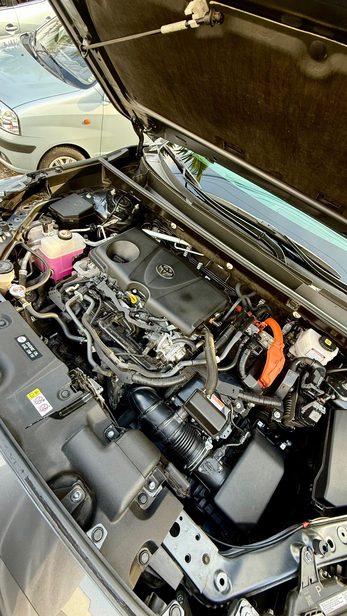 TOYOTA RAV4 LIMITED HIBRIDA 2023 AUTOMÁTICA