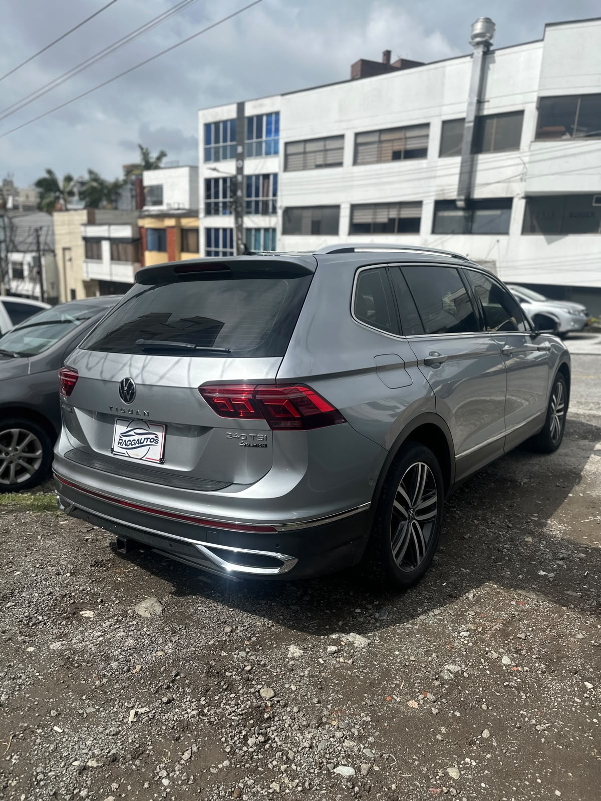VOLKSWAGEN TIGUAN ELEGANCE 2.0 TURBO 4X4 2022 AUTOMÁTICA GASOLINA