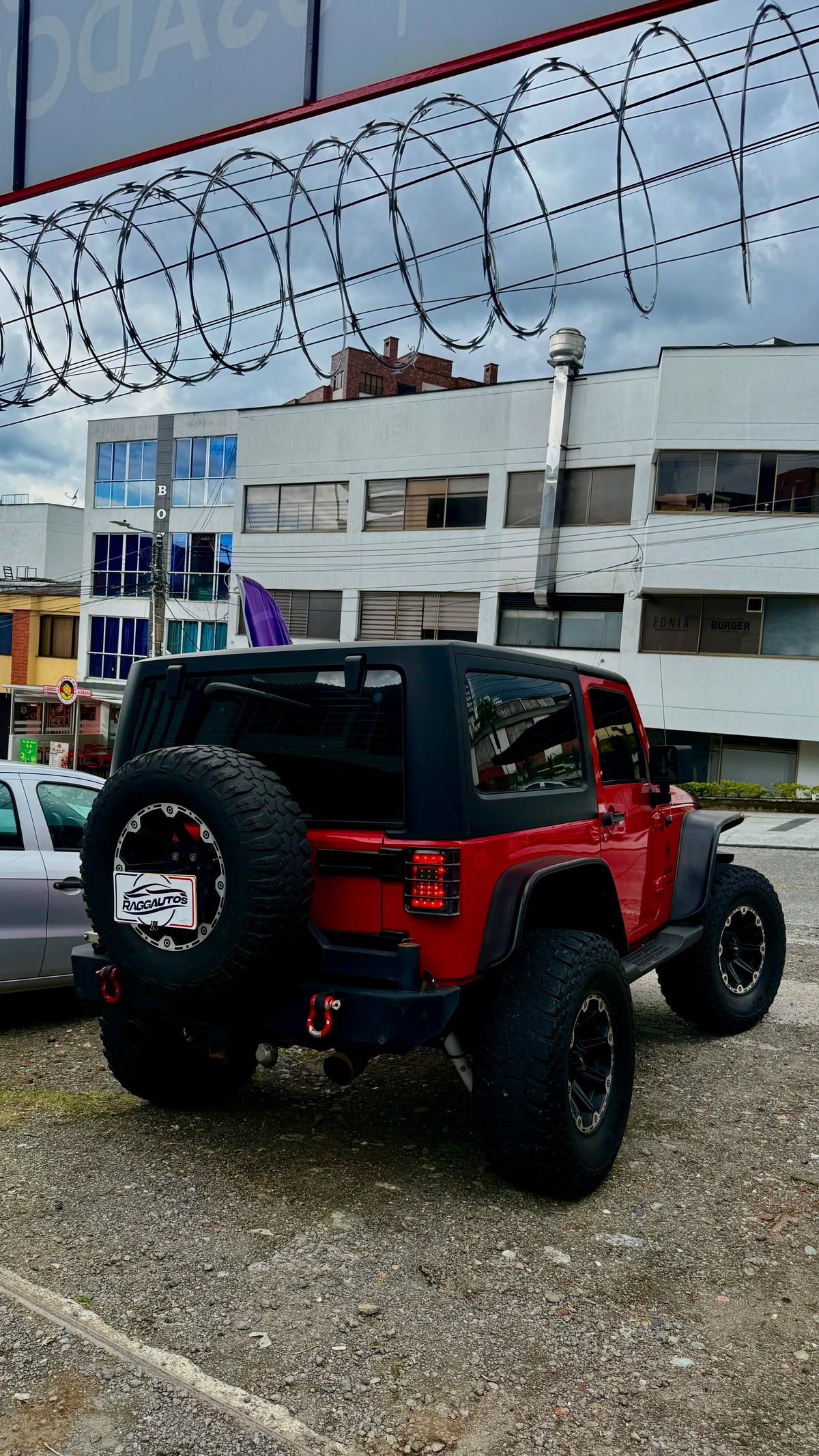 JEEP WRANGLER SPORT 3.6 2014 GASOLINA 4X4 AUTOMÁTICA