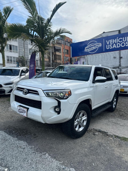 TOYOTA 4RUNNER SR5 4.0 2024 AUTOMÁTICA