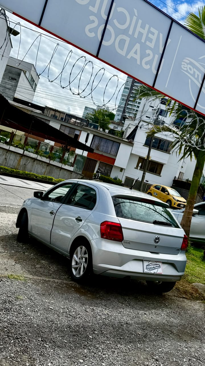 VOLKSWAGEN GOL COMFORTLINE 1.6 2022 AUTOMÁTICO