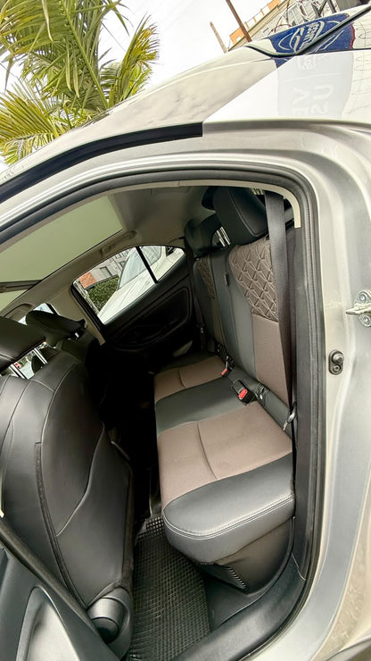 TOYOTA YARIS XLS 1.5 2023 HIBRIDA