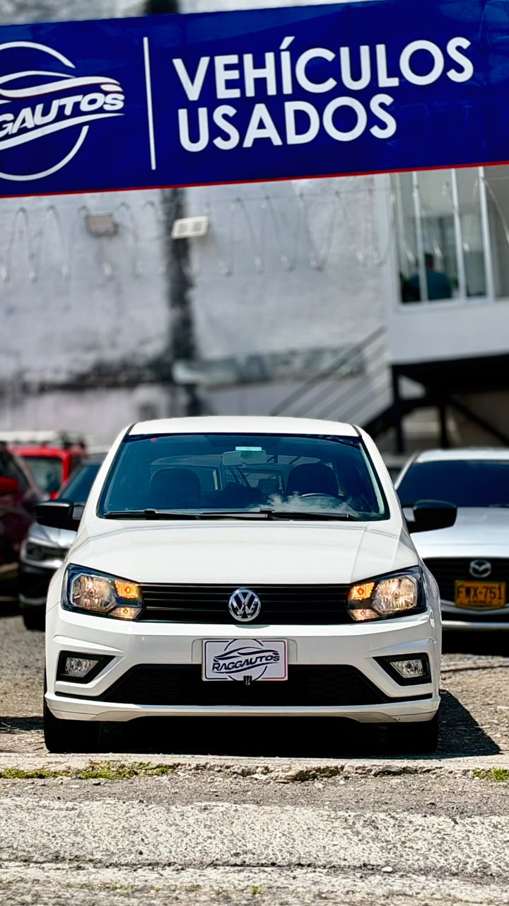 VOLKSWAGEN GOL TRENDLINE 1.6 2022 MECÁNICO