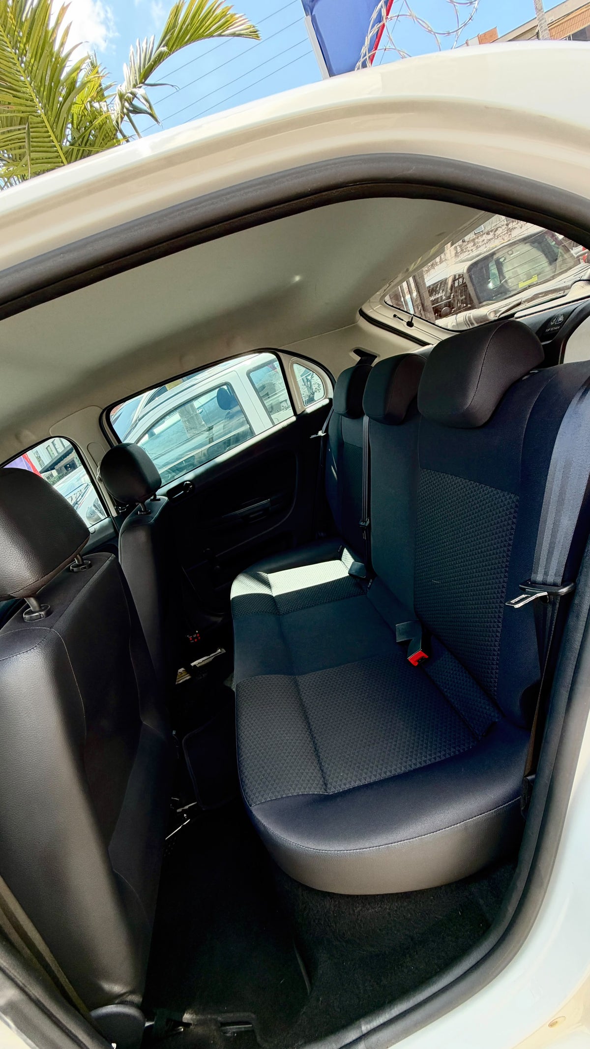 VOLKSWAGEN GOL TRENDLINE 1.6 2022 MECÁNICO