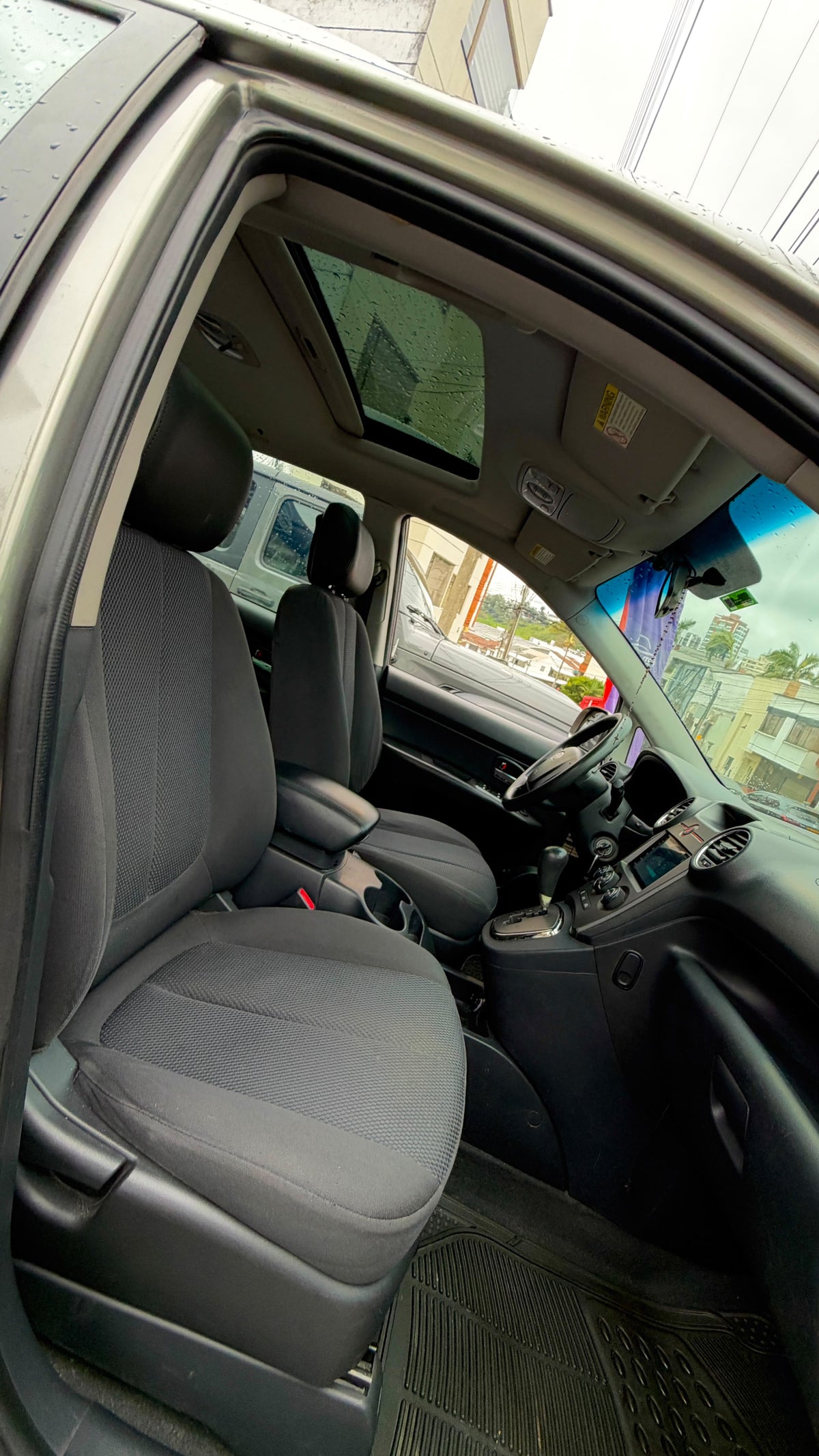 KIA CARENS RONDO 2.0 2011 7 PASAJEROS AUTOMÁTICA