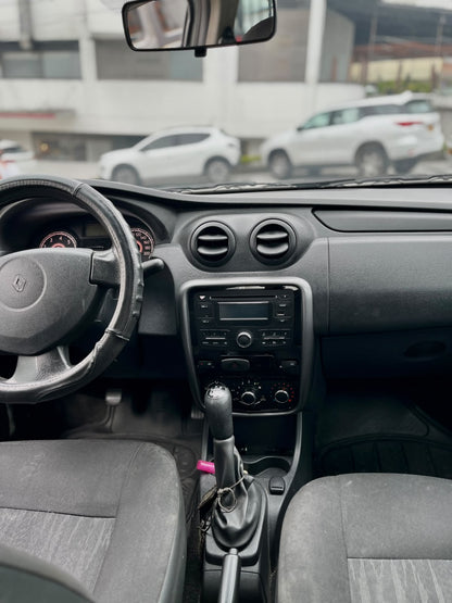 RENAULT SANDERO 1.6 LITROS 2016