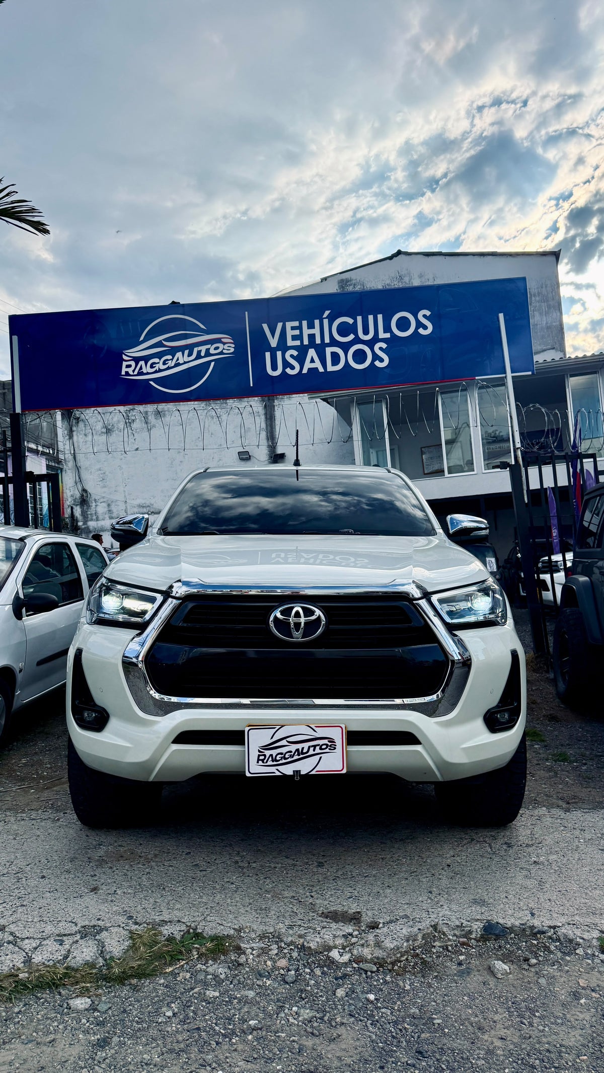 TOYOTA HILUX SRX 2.8 TURBO DIESEL 2021 AUTOMÁTICA 4X4